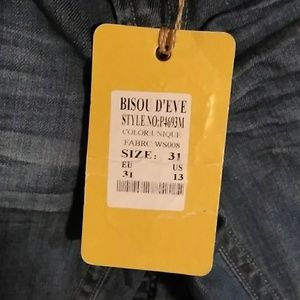 Brand new never worn bisoud' eve jeans